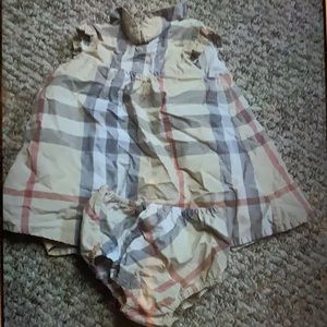 Burberry dress 6m